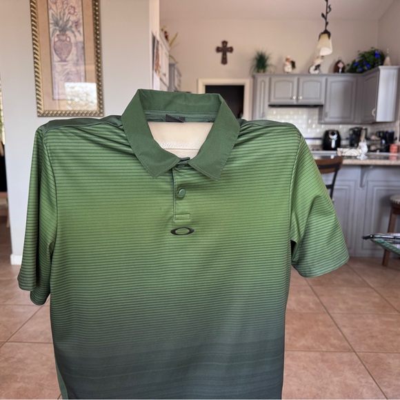 Oakley golf shirt emerald greenn - Picture 3 of 4
